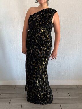 BCBG Max Azaria Black and gold leopard print velvet burnt out maxi dress
